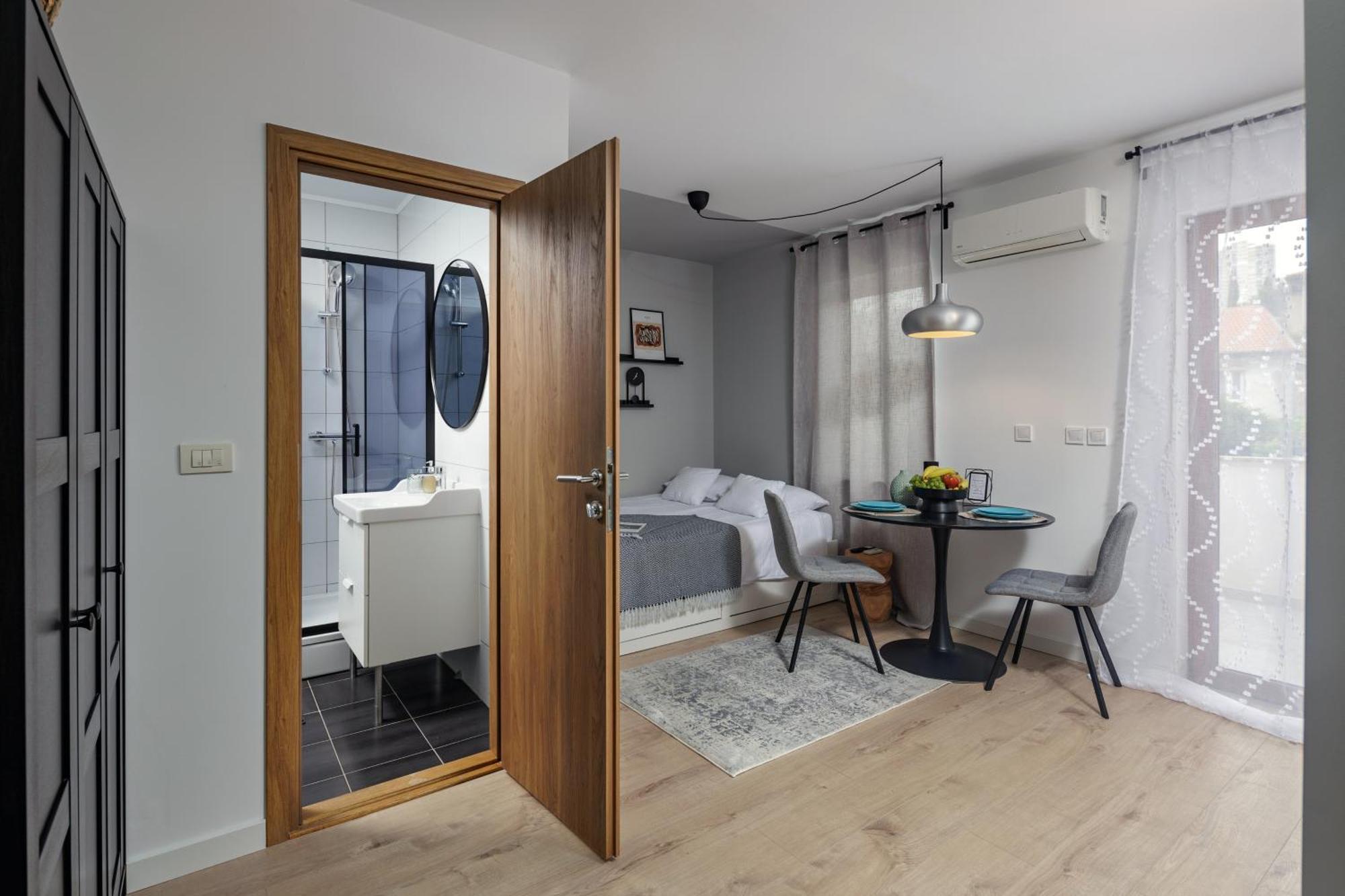 Agostini - Contactless Apartments Vukovarska Rijeka Ngoại thất bức ảnh